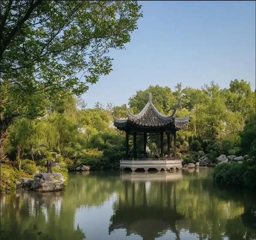 重庆南蕾餐饮有限公司